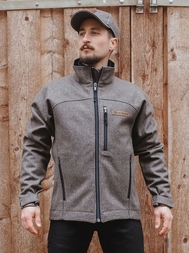 Herren Lodenjacke Larvik Pro angezogen